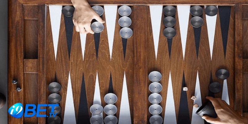 Hướng dẫn chơi Backgammon chi tiết dành cho người mới